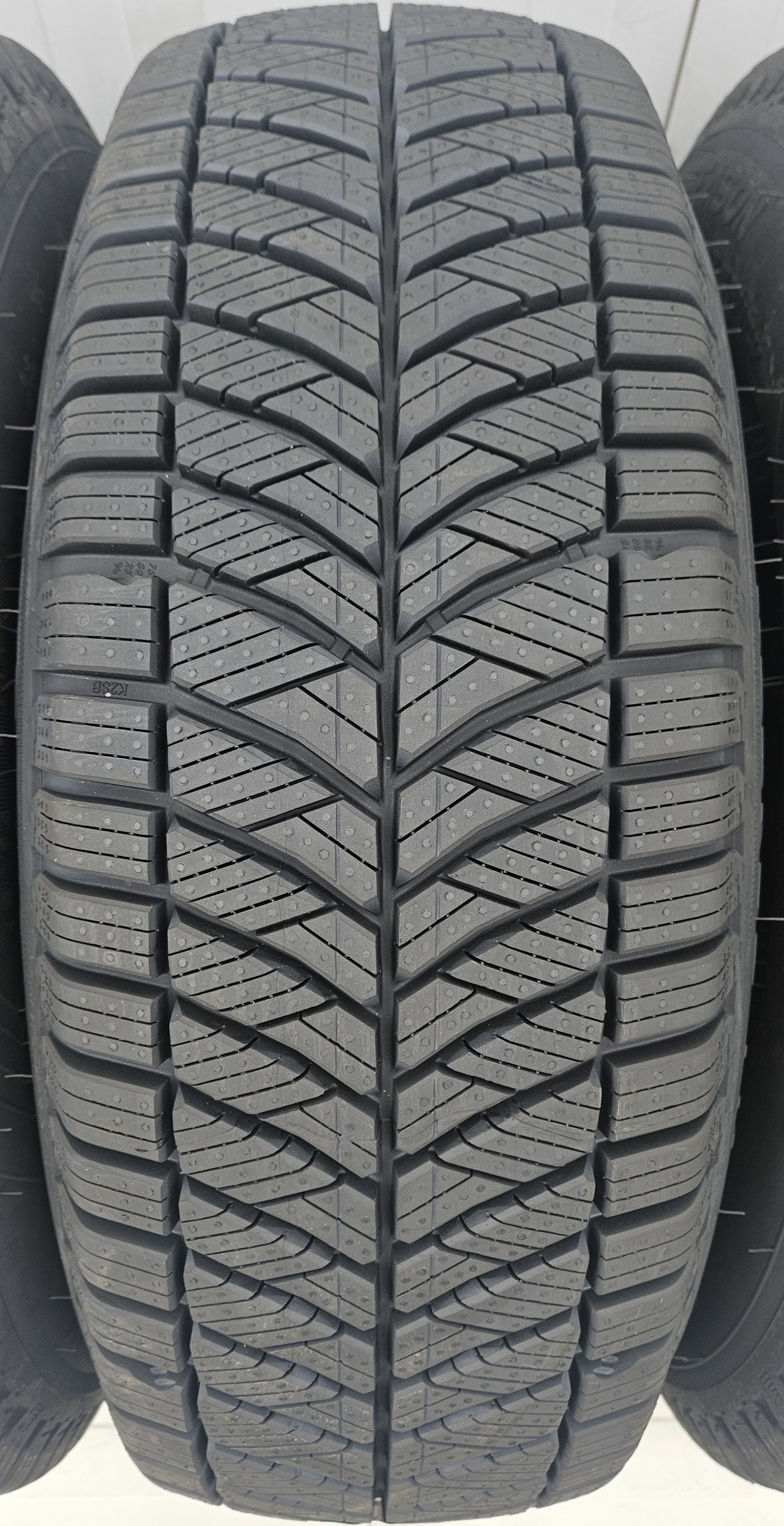 225/70 R15C, 112R, RIKEN (by Michelin) LT, Anvelope all season M+S