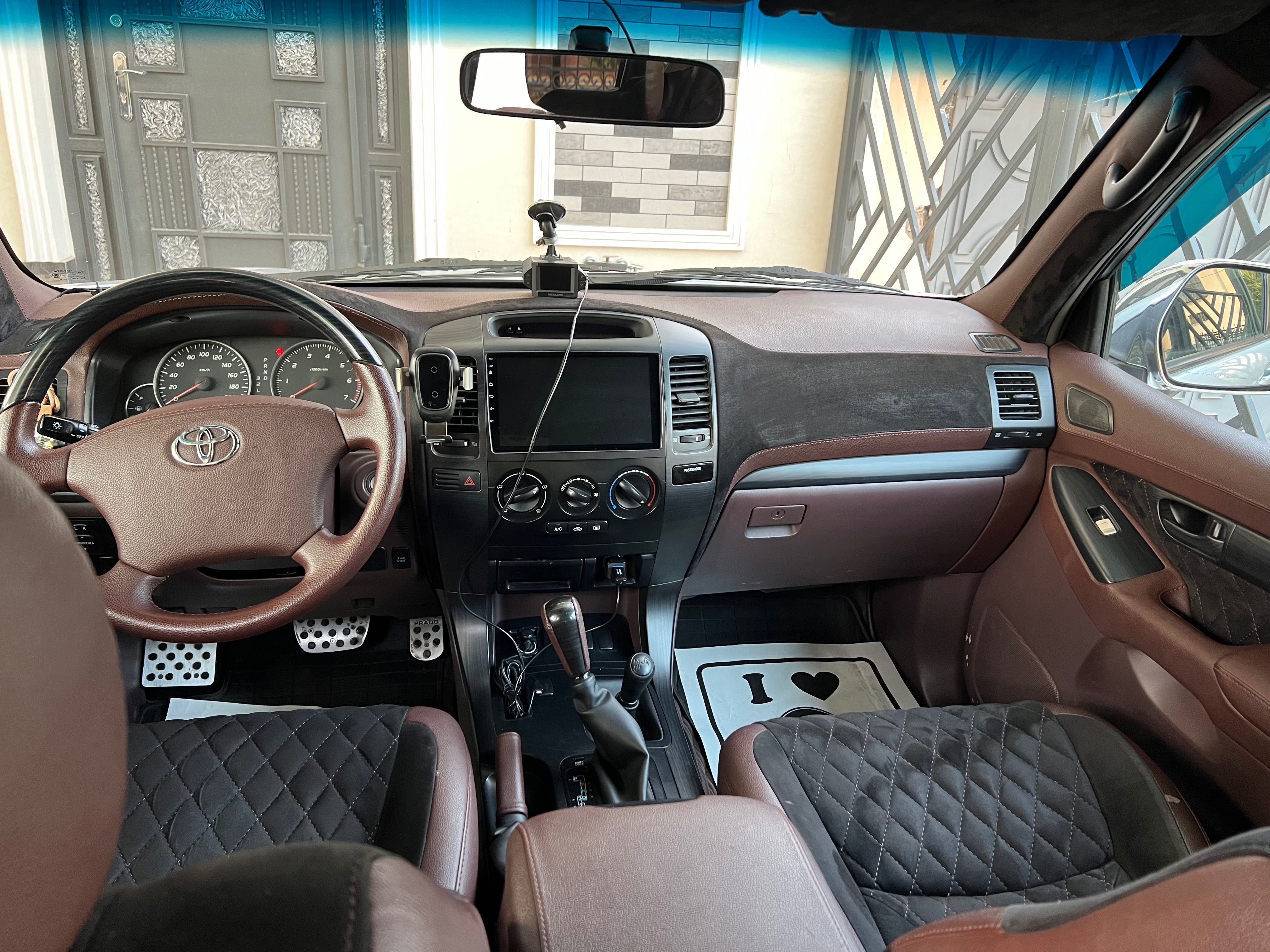 Toyota Landcruiser Prado 120 автомат (2005)