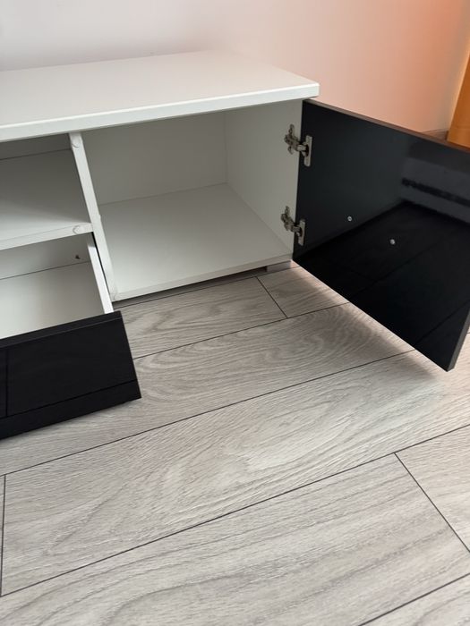 Mobilă living 3 corpuri