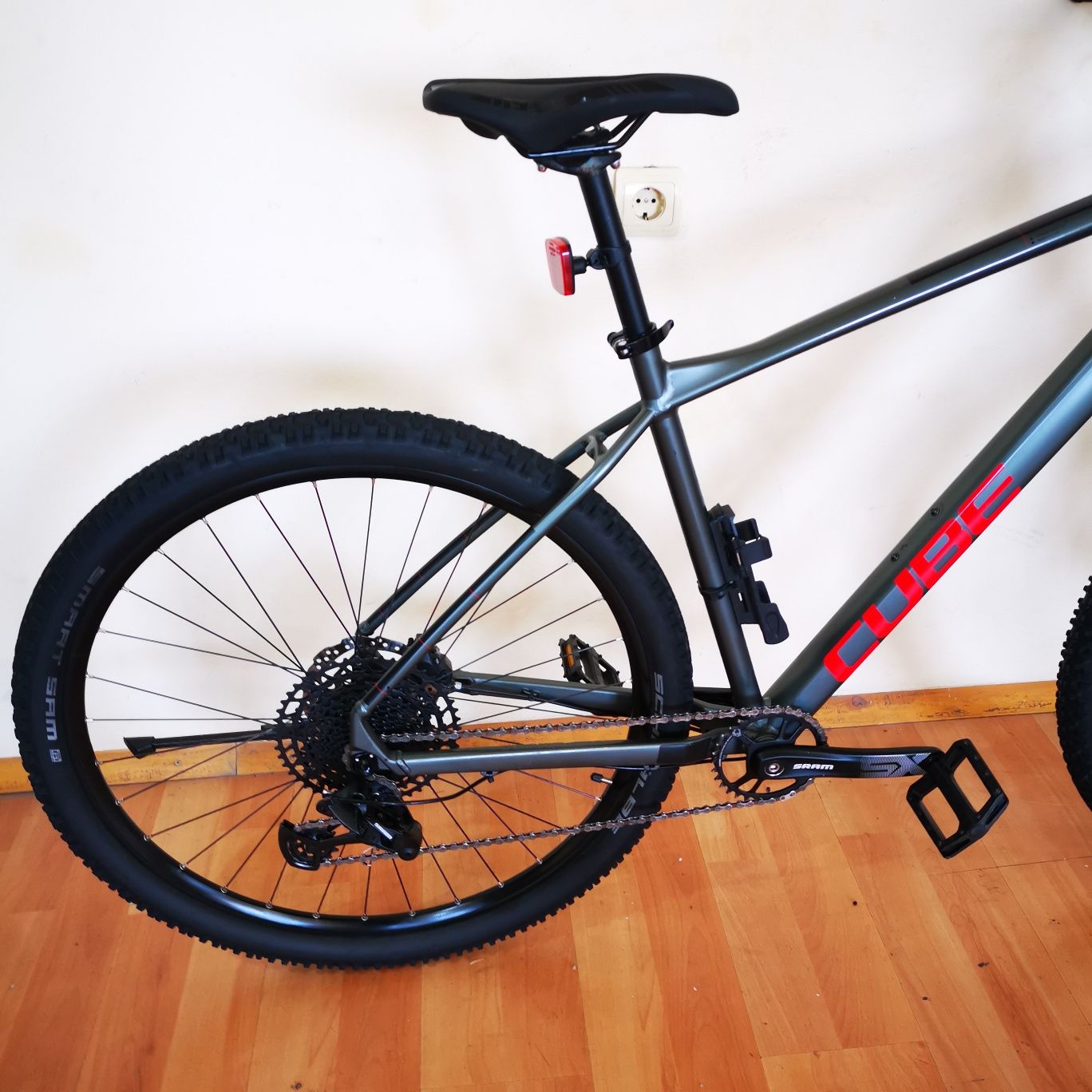 Bicicleta Mtb Cube Analog 29 Sram