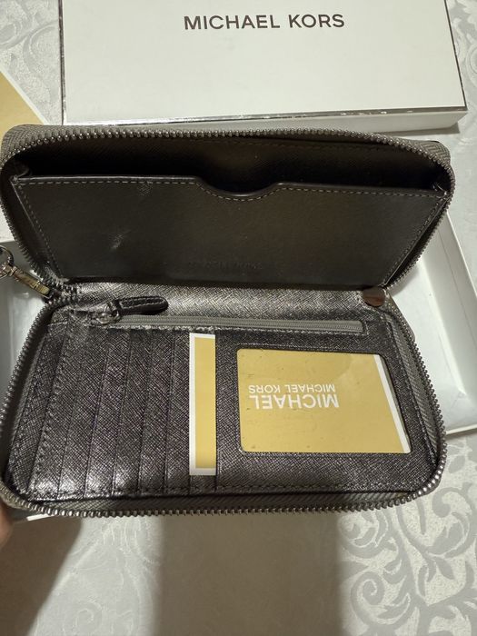 Портфейл Michael Kors