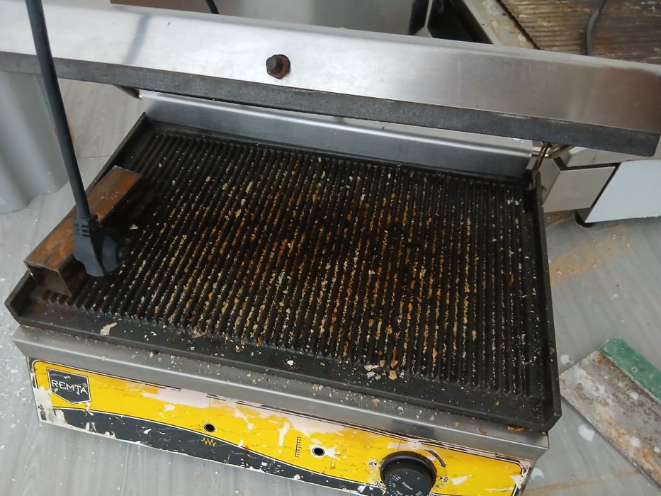 Fritur va toster sotiladi