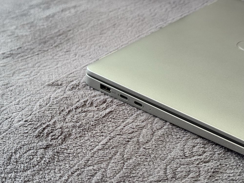 13.3’FHD IPS Touch/Intel Core Ultra 5-135u/16GB DDR5Dell Latitude 5350