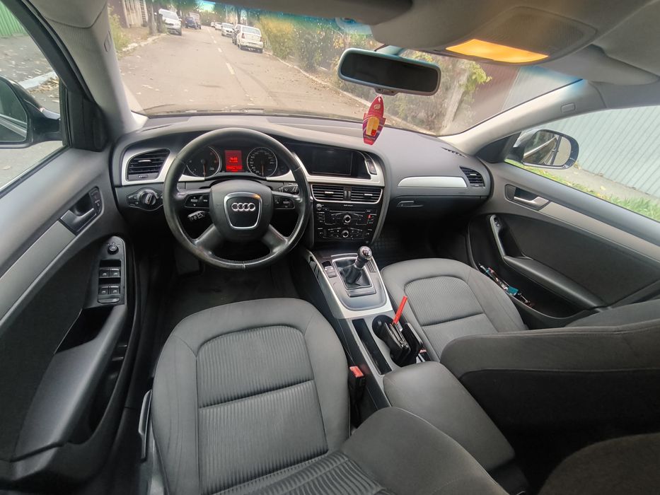 Audi A4 B8 2.0 tdi Sline