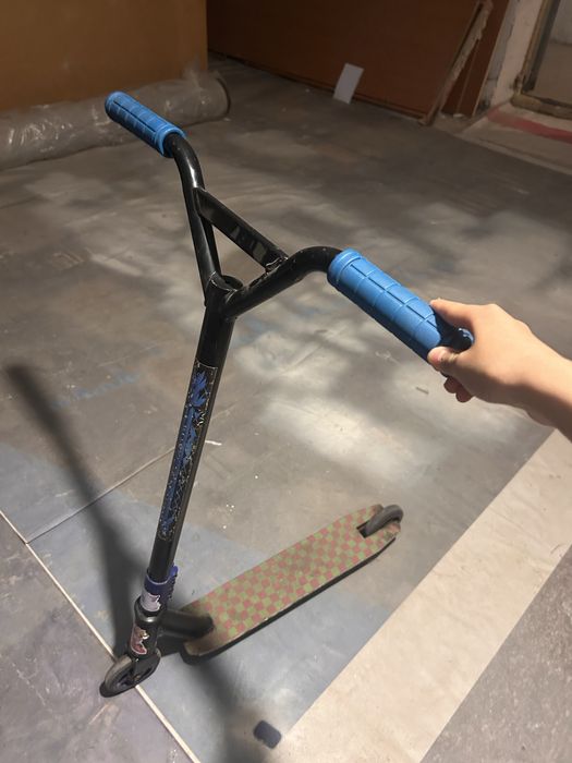 Трюковой самокат