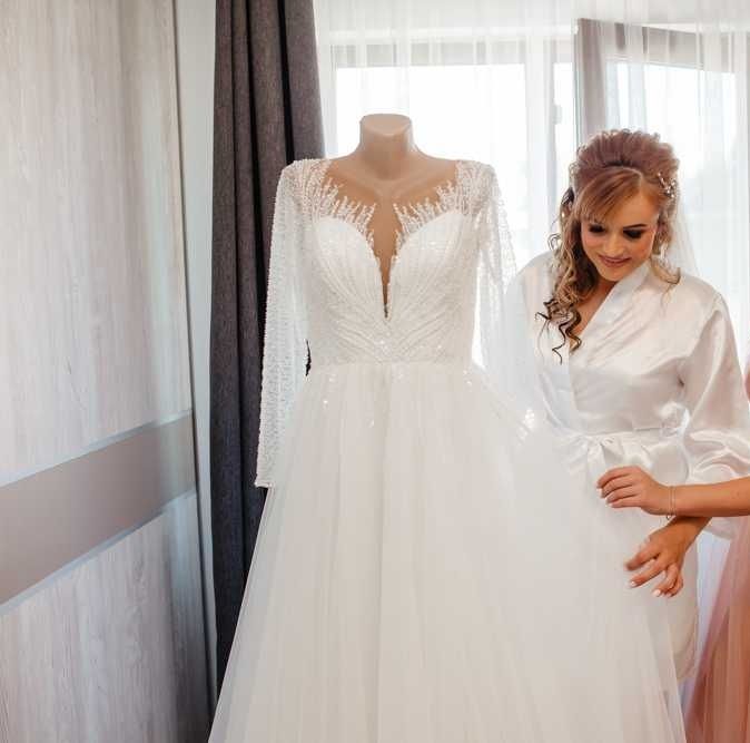 Vând rochie de mireasă