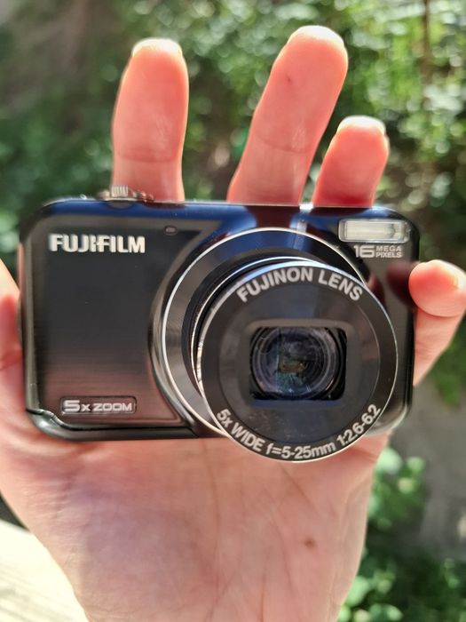 Компактен дигитален фотоапарат FUJIFILM FinePix JX350