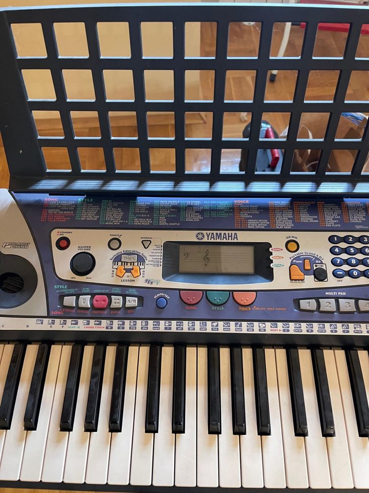 Синтезатор/клавир Yamaha PSR-260