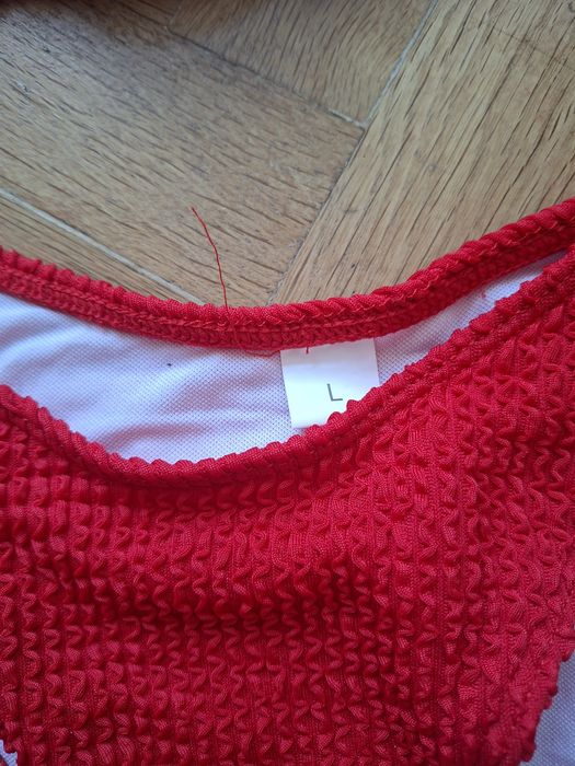 2 чифта бански Л размер жена червено и черно нов лято