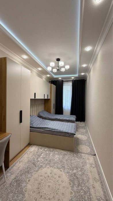 Продается 3 ком. Квартира на 3 этаже площадью 95 кв.м. По ул. Рудаки