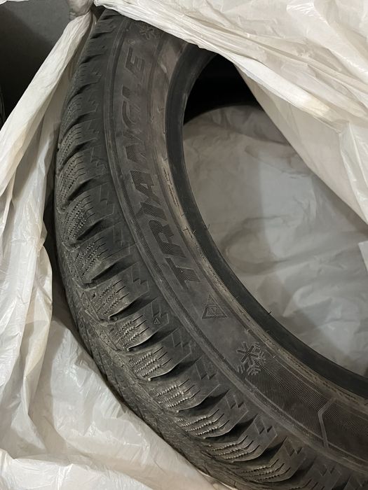 Продаю шины triangle 225/50/17