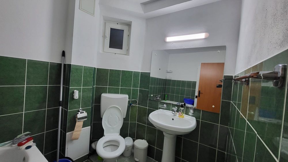 Apartament de închiriat