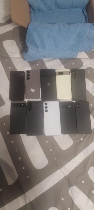 vand lot de telefoane engross