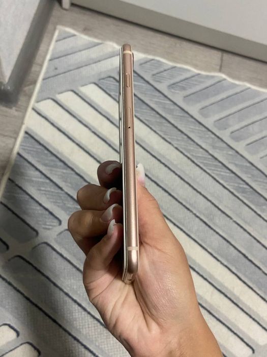 Iphone 8 plus в хорошем состоянии