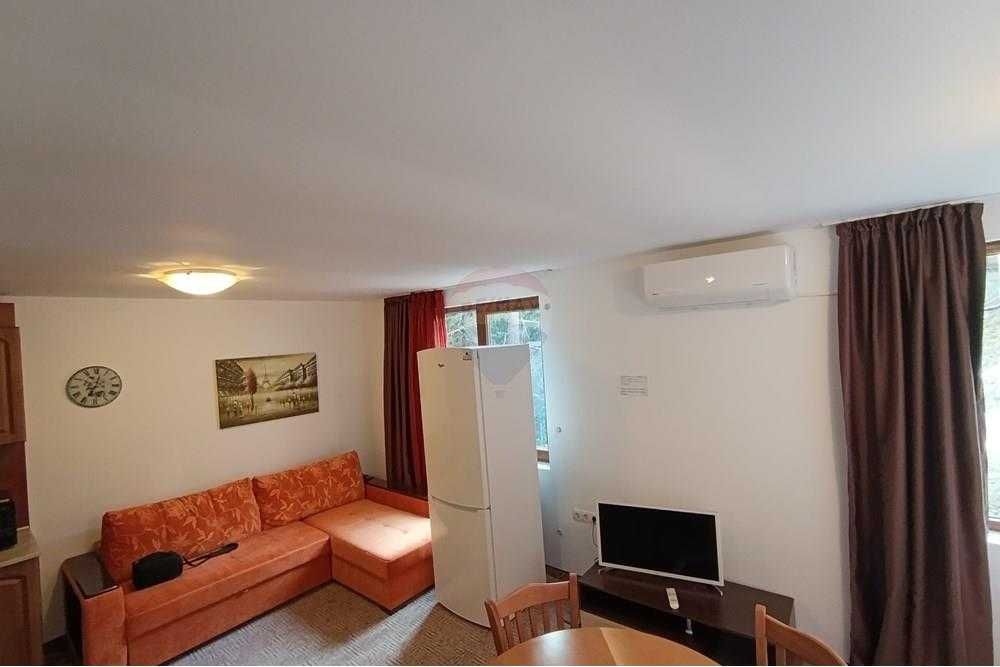 Продава се Едностаен апартамент в к.к. Пампорово - 49 кв.м за 1015 €/кв.м - Снимка #2