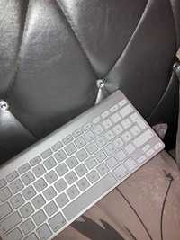 Apple безжична клавиатура за iPad и MacBook