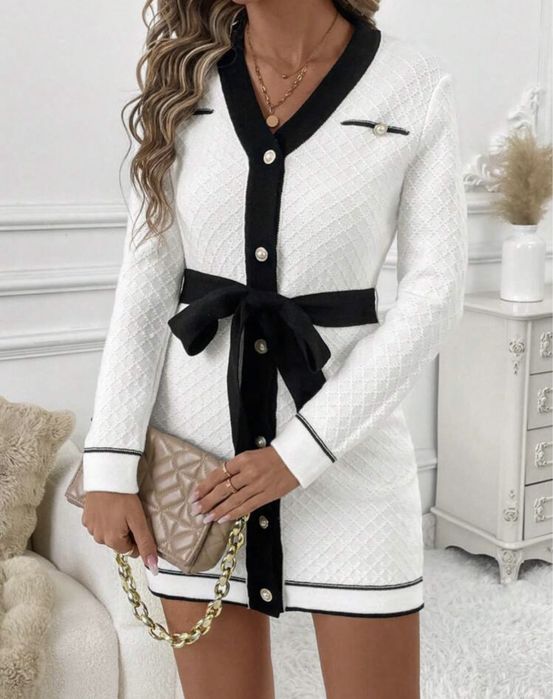 Бяла плетенена рокля