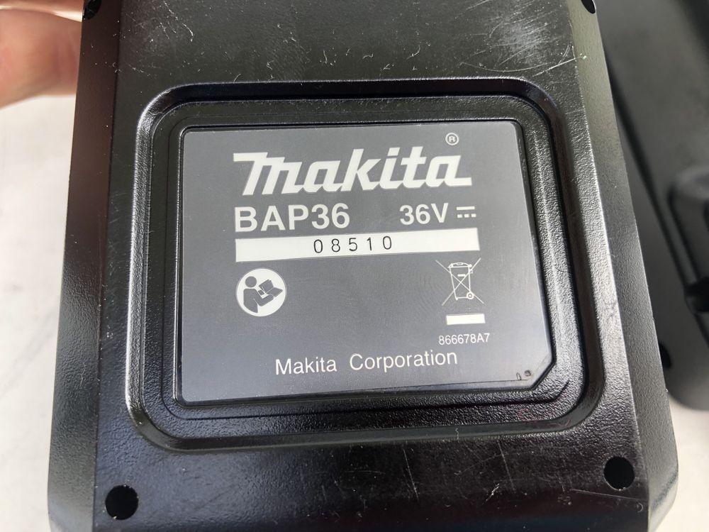 Adaptor Baterie MAKITA BAP 36 V ,, Nou "