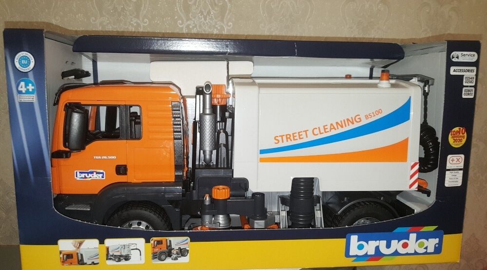 Bruder  Подметально уборочная машина MAN TGS