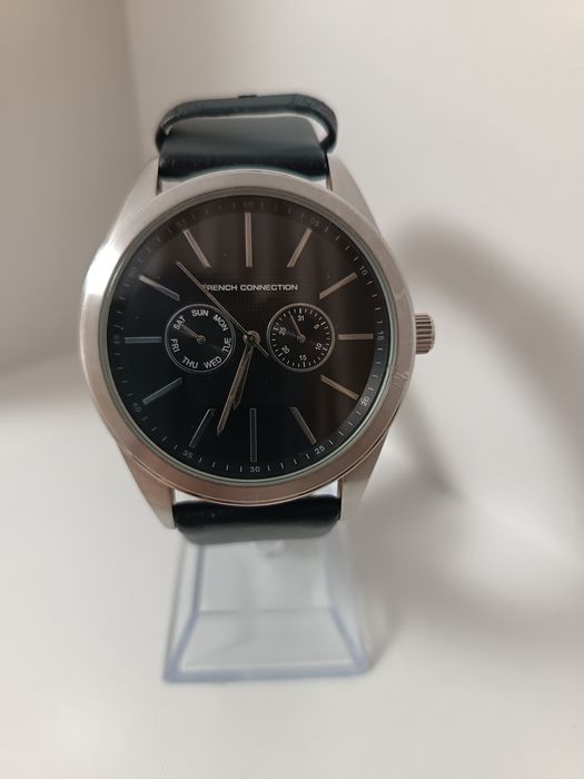 Vând ceas French Conection  calendograf