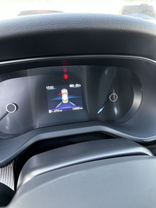 Hongqi EQM - 5 мошинани холати альо даражада