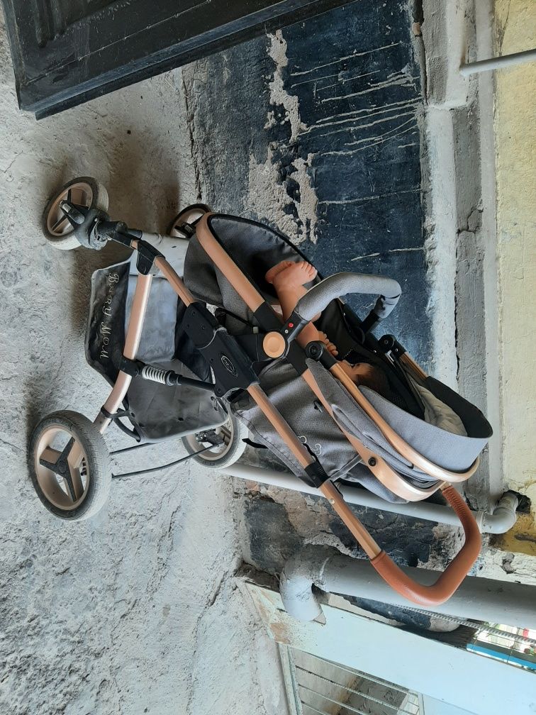 Kalyaska chaqaloqlar uchun ozgina ishlatilgan