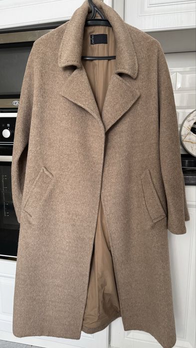 Продаю пальто осенне-весеннее