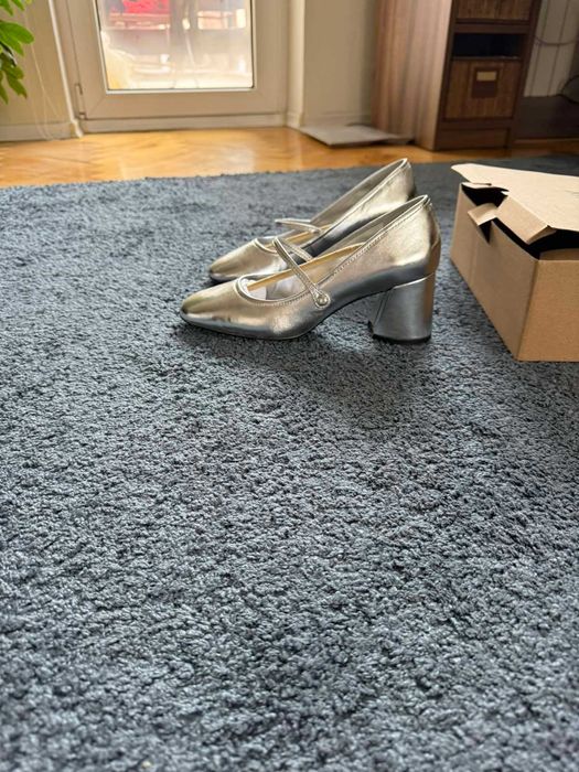 Mango - нови сребърни обувки № 39