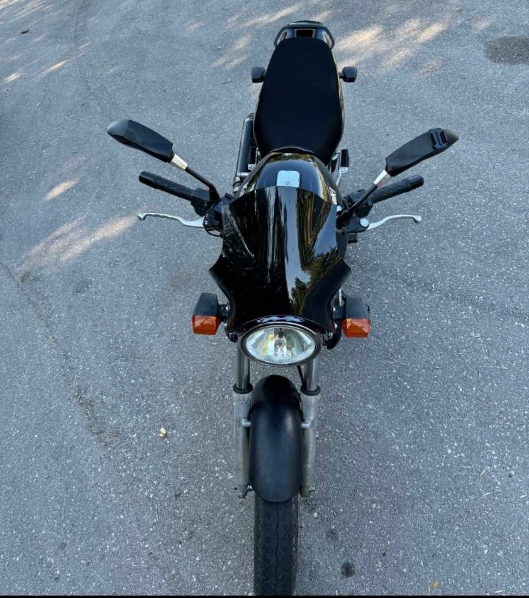 Мотоциклет Kawasaki Er 5