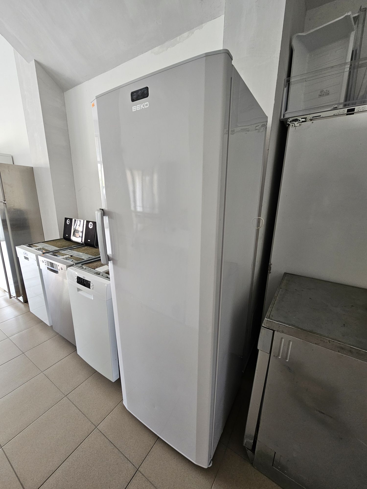 Фризер BEKO 170см