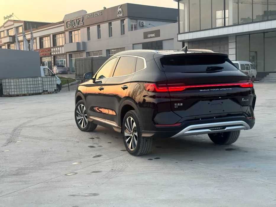 BYD Champion 605 km