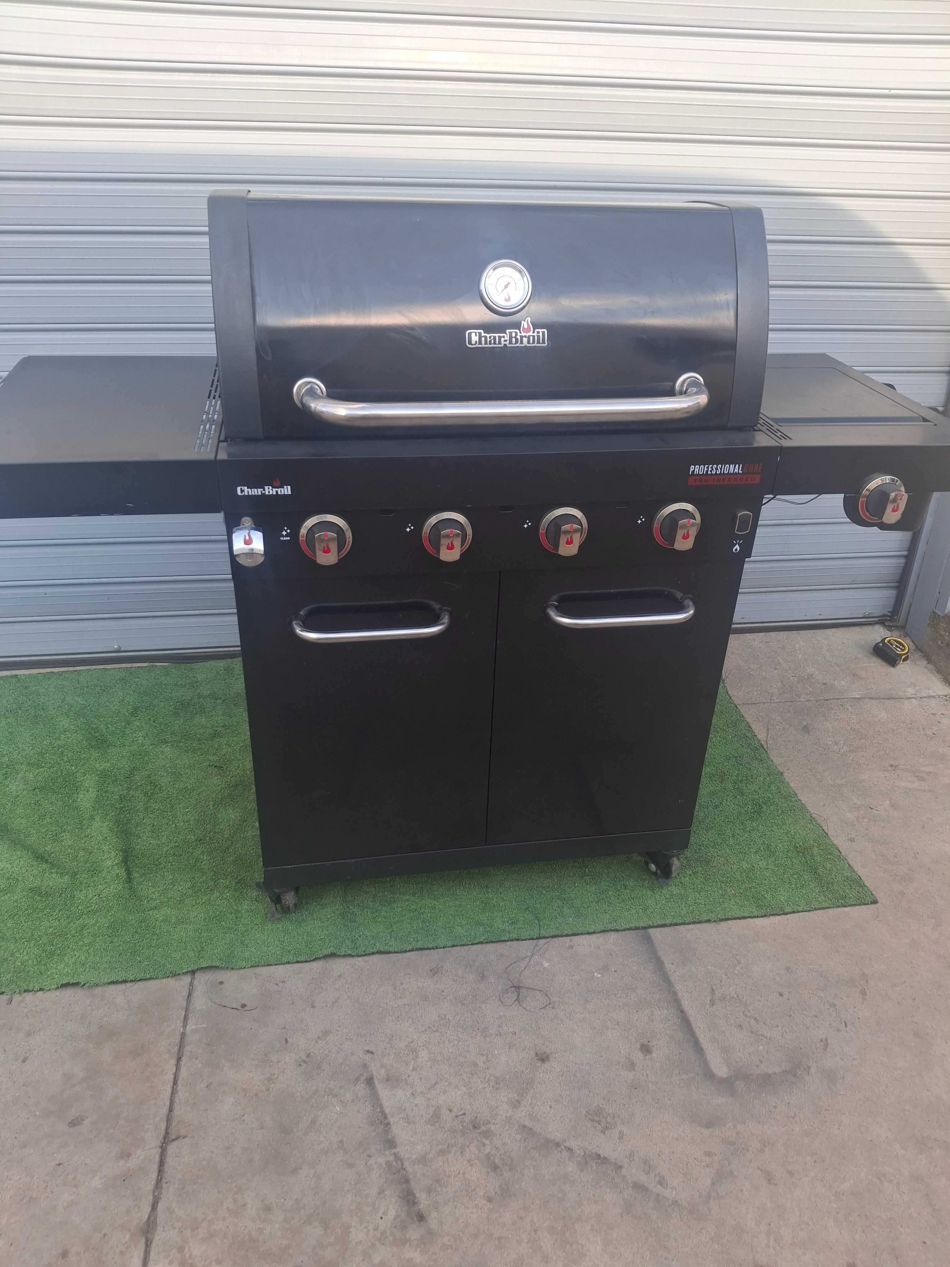 Газово барбекю Char-Broil Professional