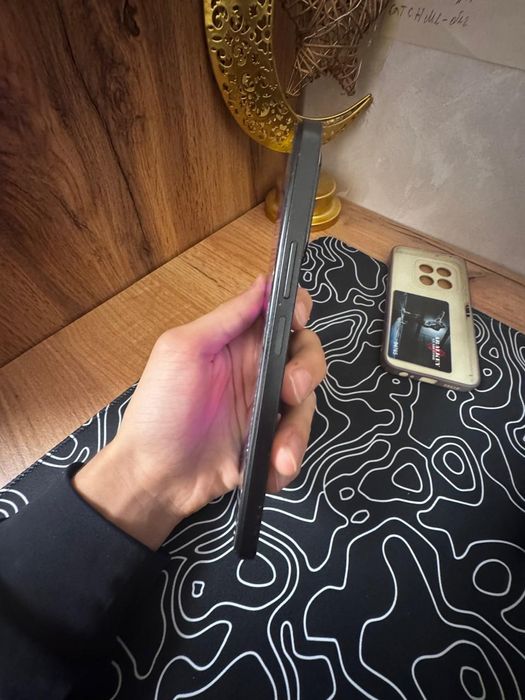 обменяю или продам телефон honor x6b