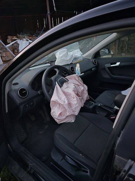 Vând Audi a3 pentru dezmembrat