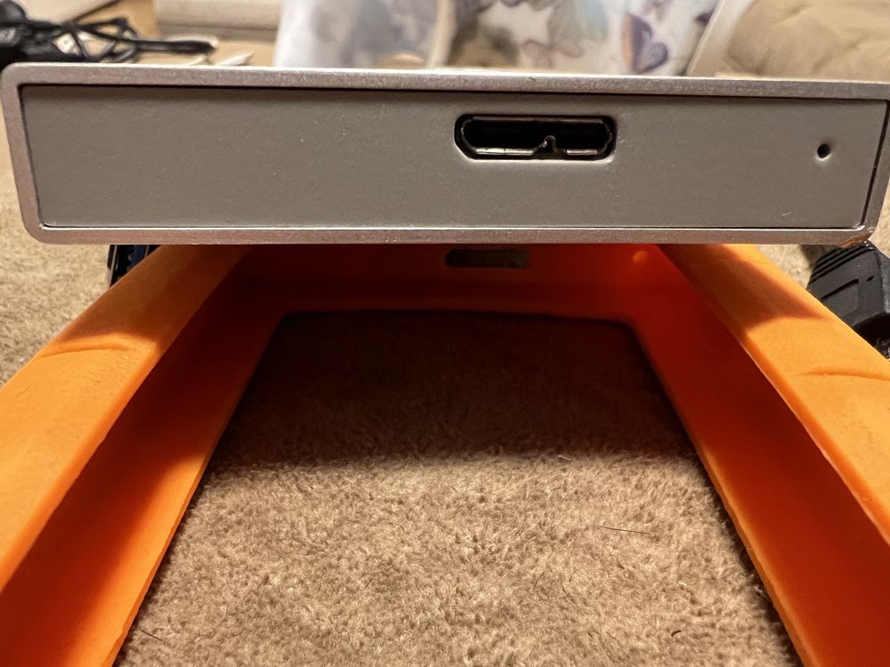 Lacie 1,5 TB HDD 2.5, хард диск 1,5 ТБ USB 3
