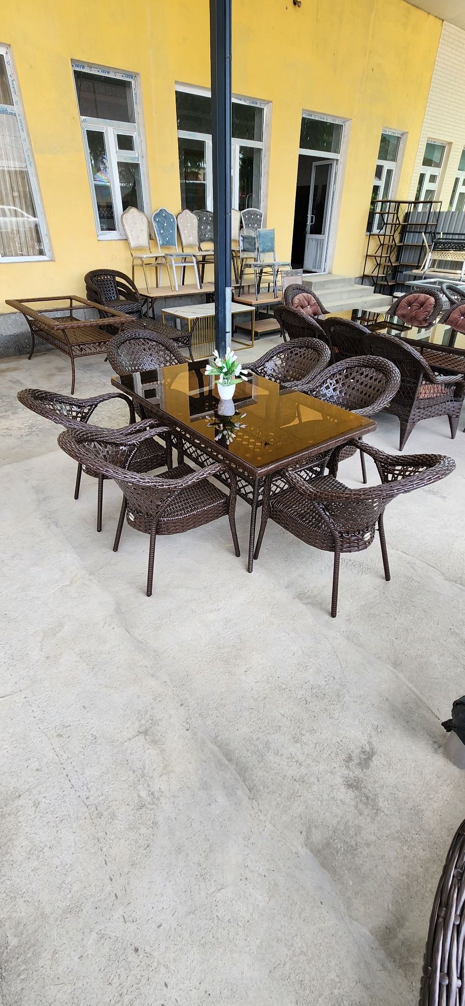 Ratan tòqima stol stullar ishlab chiqaruvchidan