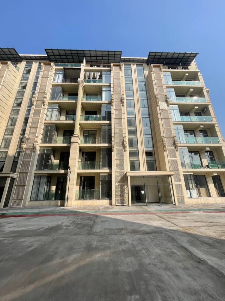 Аренда! 3 комнатная квартира в ЖК Delux от Urban Stroy. Новый ремонт