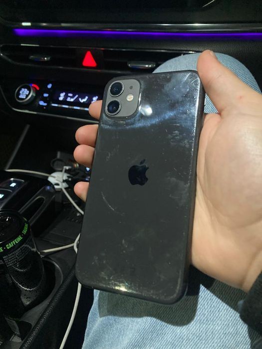 Айфон 11 в идеальном состояние
