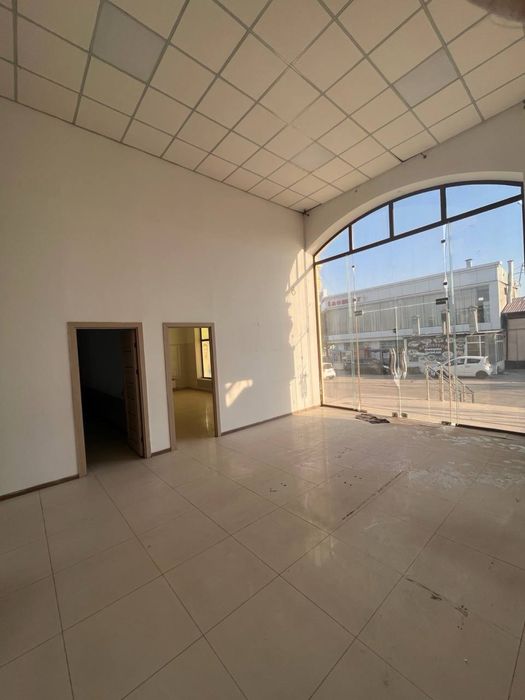 СРОЧНО ПРОДАЁТСЯ ! Нежилое помещение, фасад на дорогу | Зангиата