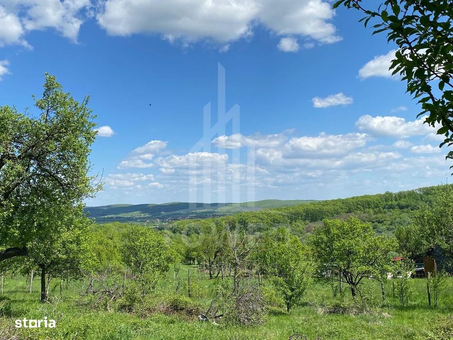 Teren 1200 mp în Tocilele de Sus – priveliște panoramică, utilități la