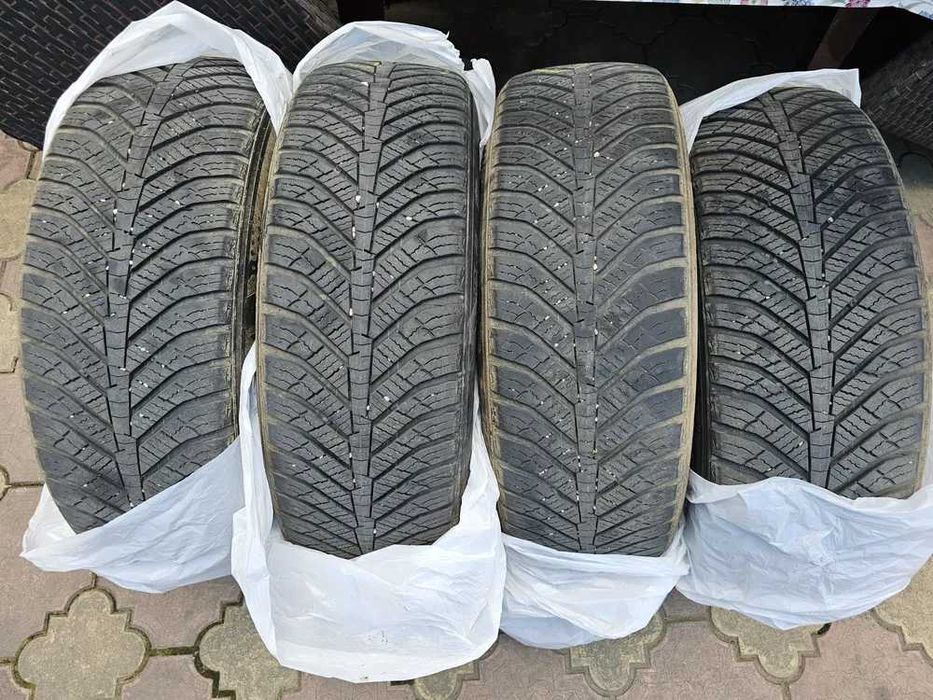 Cauciucuri 225/65/17  M+S IARNA KHUMO  pret 300 lei set 4 bucati