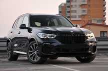 BMW X5 Stare excelenta , night vision, soft close, dotari premium.