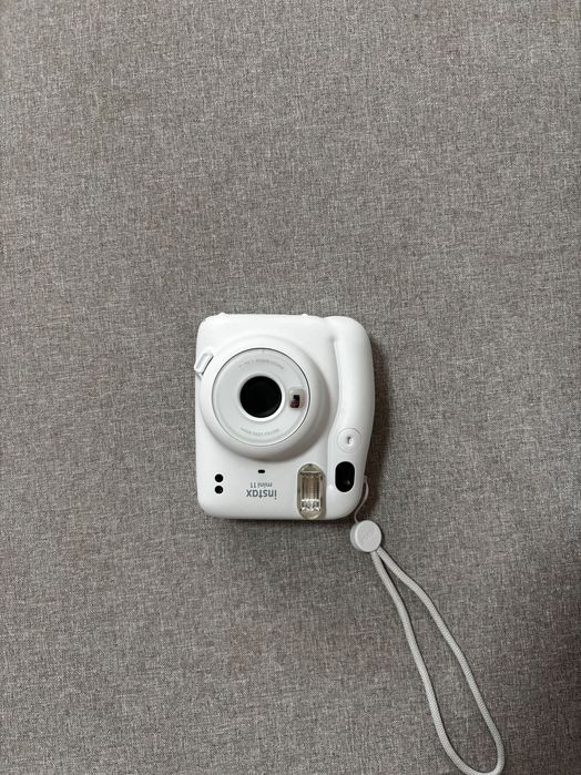 Fujifilm Instax Mini 11 Clay White