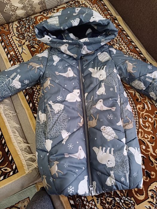 Продам пуховик для девочки.