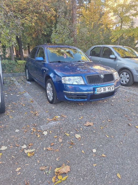 Vând Skoda Superb