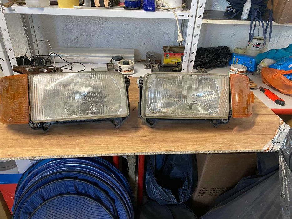 Фарове с мигачи  за  Volkswagen T4  2 броя ляв и десен