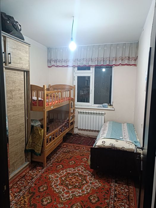 Sergeli 7A,3 xona 7 etaj skvoznoy uy 58 kv srochno sotiladi