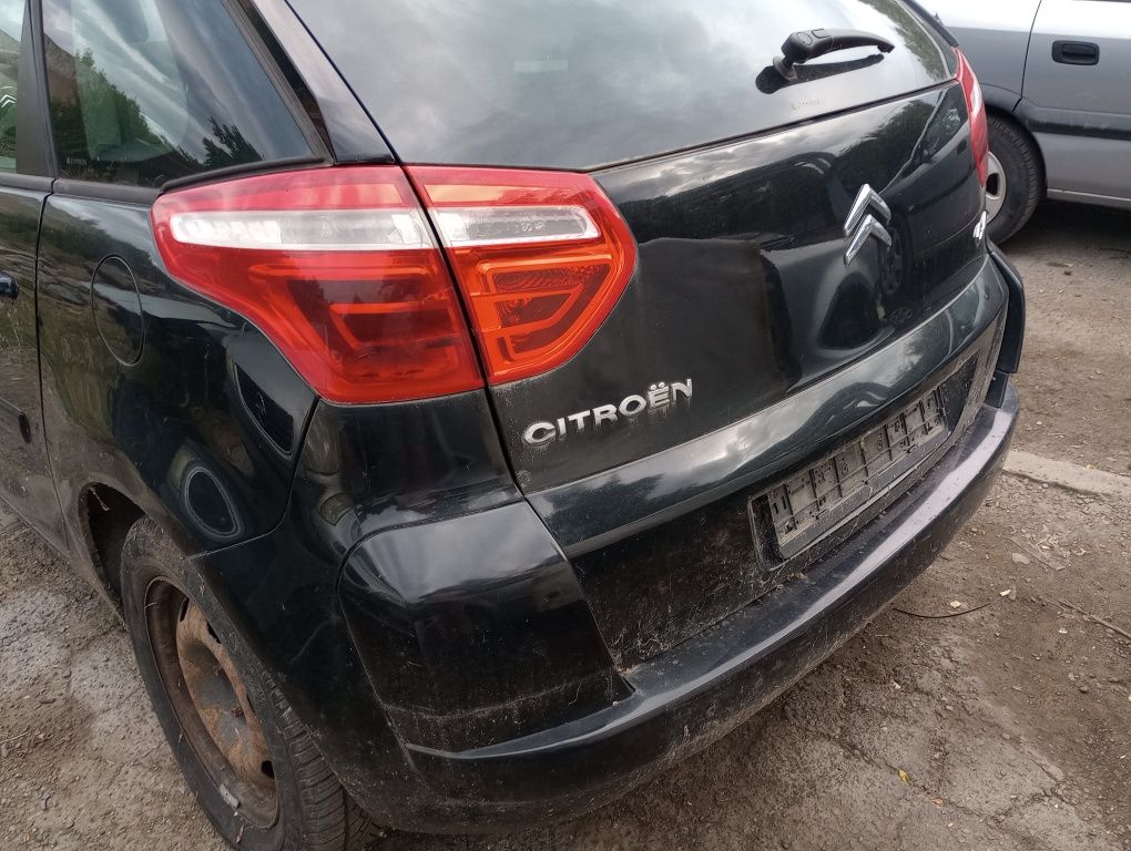 Citroen C4 picasso 2.0HDI 135к.с. на части