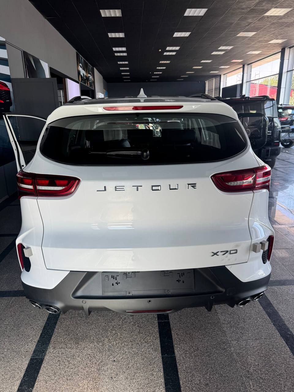Абсолютно новый автомобиль