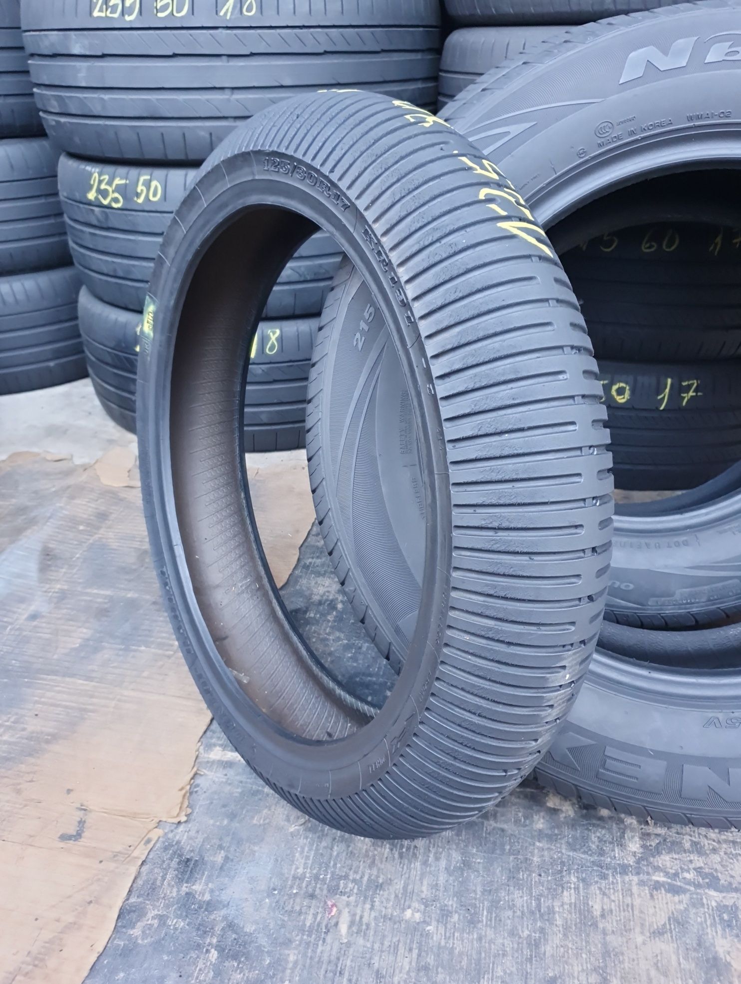 Anvelopa Moto Dunlop 125/80 R17 impecabilă.